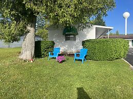 Cedars Motel