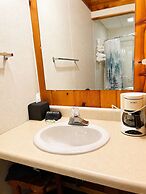 Cedars Motel