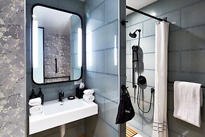 Hotel Indigo NYC Financial District by IHG