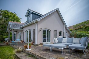 Highfield - 3 Bed - Llanmadoc