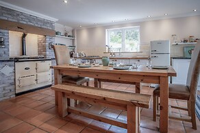 Highfield - 3 Bed - Llanmadoc