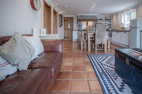 Highfield - 3 Bed - Llanmadoc