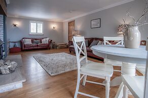 Highfield - 3 Bed - Llanmadoc