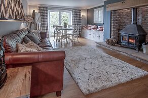 Highfield - 3 Bed - Llanmadoc