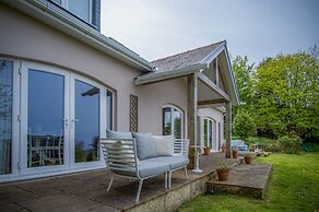 Highfield - 3 Bed - Llanmadoc