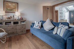 Highfield - 3 Bed - Llanmadoc