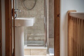 Highfield - 3 Bed - Llanmadoc