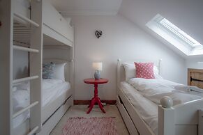 Highfield - 3 Bed - Llanmadoc