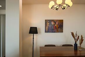 Phaedrus Living: Sea View Anna Residence 301