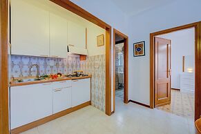 Il Tulipano Giallo 100m From The Sea