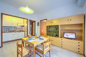 Il Tulipano Giallo 100m From The Sea