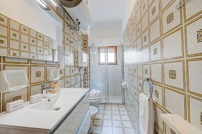 Il Tulipano Giallo 100m From The Sea