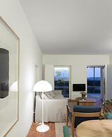 Flattered to be In Algarve