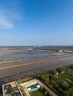 Flattered to be In Algarve