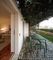 Flattered to be In Algarve