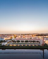 Flattered to be In Algarve