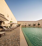 Flattered to be In Algarve