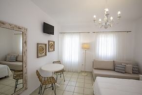 Eutuxia Rooms & Studios