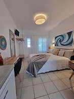 Eutuxia Rooms & Studios