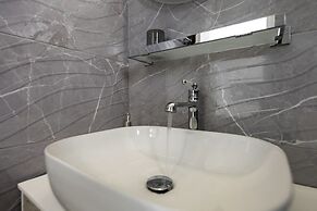 Eutuxia Rooms & Studios