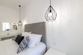 Eutuxia Rooms & Studios