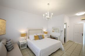 Eutuxia Rooms & Studios