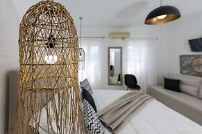 Eutuxia Rooms & Studios