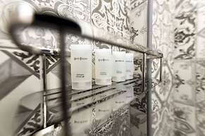 Eutuxia Rooms & Studios