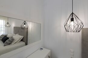 Eutuxia Rooms & Studios