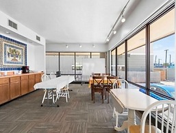 Southern Comfort - Expansive Views Of The Ocean And Beach! Newly Renov