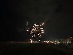 Driftwood Cottage - First Floor Oceanfront Beach Retreat! Exceptional 