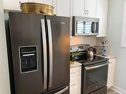 Driftwood Cottage - First Floor Oceanfront Beach Retreat! Exceptional 