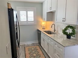 Driftwood Cottage - First Floor Oceanfront Beach Retreat! Exceptional 