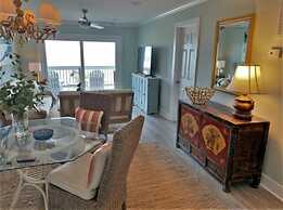 Driftwood Cottage - First Floor Oceanfront Beach Retreat! Exceptional 