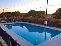 Beach Blanket - Spacious Condo With Private Beach Access And Resort Am