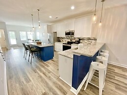 Hale Makai - Relaxing Family Vacation Just A Block From The Beach! Ama