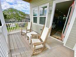 Hale Makai - Relaxing Family Vacation Just A Block From The Beach! Ama