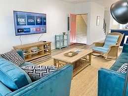 Hale Makai - Relaxing Family Vacation Just A Block From The Beach! Ama