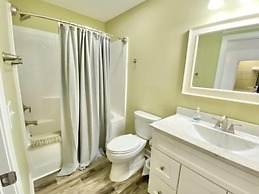 Hale Makai - Relaxing Family Vacation Just A Block From The Beach! Ama