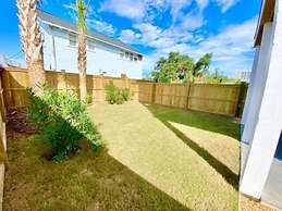 Hale Makai - Relaxing Family Vacation Just A Block From The Beach! Ama