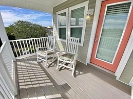 Hale Makai - Relaxing Family Vacation Just A Block From The Beach! Ama