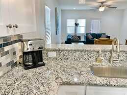 Hale Makai - Relaxing Family Vacation Just A Block From The Beach! Ama