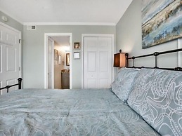 Sea Fever - Newly Renovated Oceanfront Second Floor Condo! Sunrises An