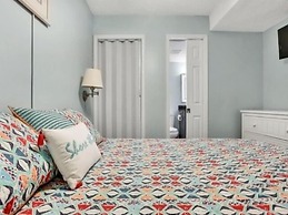 Sea Fever - Newly Renovated Oceanfront Second Floor Condo! Sunrises An