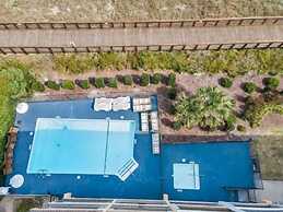 Sea Fever - Newly Renovated Oceanfront Second Floor Condo! Sunrises An