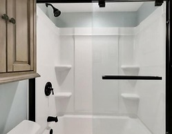 Sea Fever - Newly Renovated Oceanfront Second Floor Condo! Sunrises An