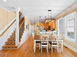 After Dune Delight - Relax And Unwind In This Fun And Spacious 3 Story