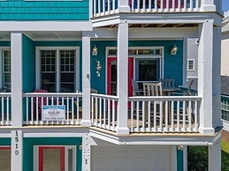 After Dune Delight - Relax And Unwind In This Fun And Spacious 3 Story