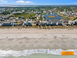 Paradise Found - Oceanfront Home! Pet Friendly! Ocean Views On One Sid