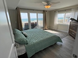 Carolina Beach Dreamin - Light Filled South Side End Unit. Ocean Views